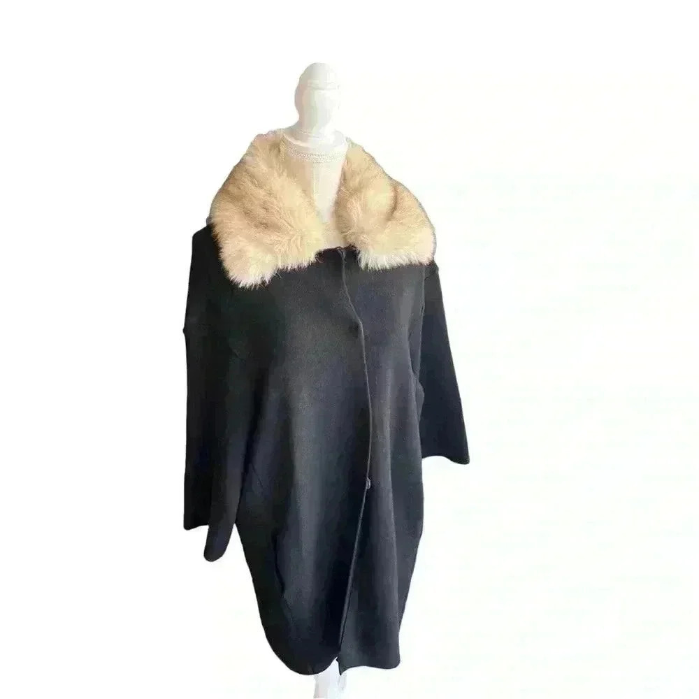 Catherine Malandrino Fabulous Black Knit Coat Faux Fur Collar•Size Medium•